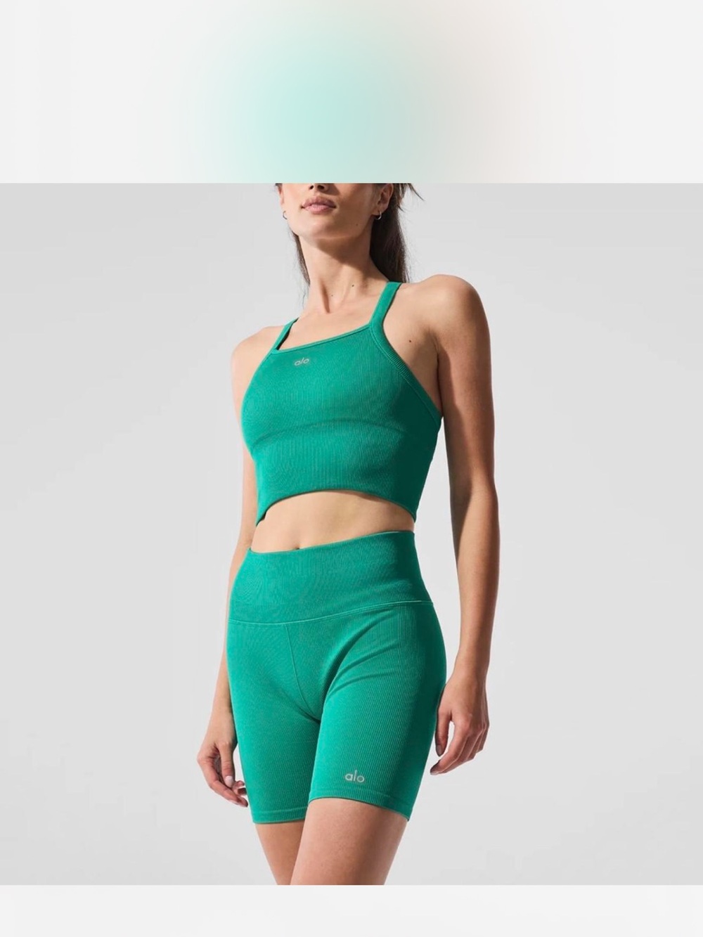 ALO Yoga Women's Green Seamless Ribbed Crop Tank and Shorts SET